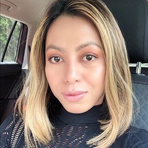 Meet your Posher, Treasa